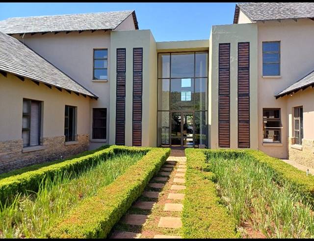 BUSINESS PROPERTY TO RENT IN ELDORAIGNE